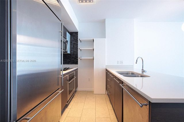 500 Brickell Ave 3604, Miami, FL 33131