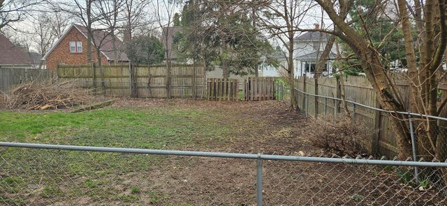 223 W Territorial Road W, Battle Creek, MI 49015