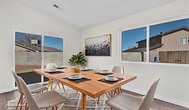 7823 Desert Springs Court SW, Albuquerque, NM 87121