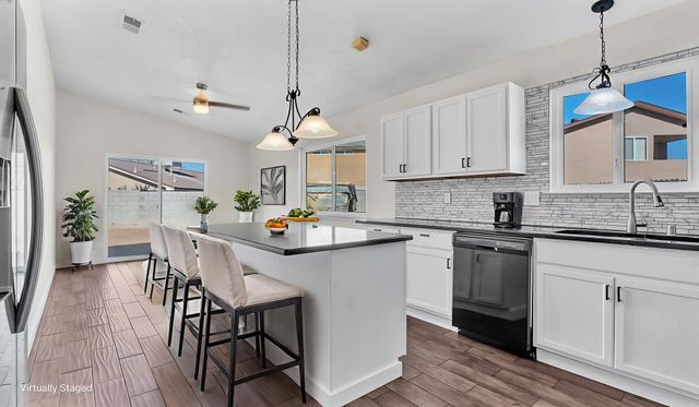 7823 Desert Springs Court SW, Albuquerque, NM 87121