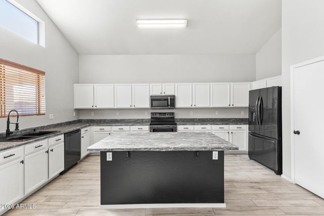 23081 W PEPPER Drive, Buckeye, AZ 85326