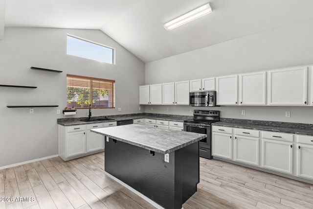 23081 W PEPPER Drive, Buckeye, AZ 85326