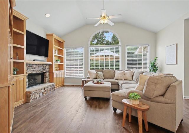 100 Grouse, Fayetteville, GA 30215