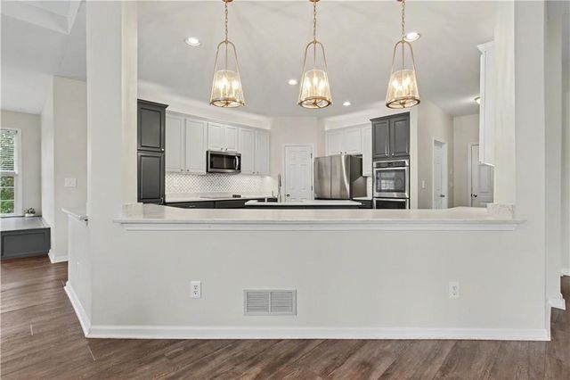 100 Grouse, Fayetteville, GA 30215