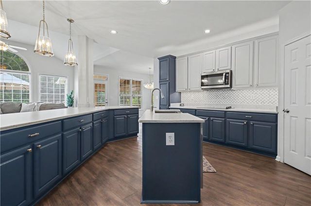 100 Grouse, Fayetteville, GA 30215