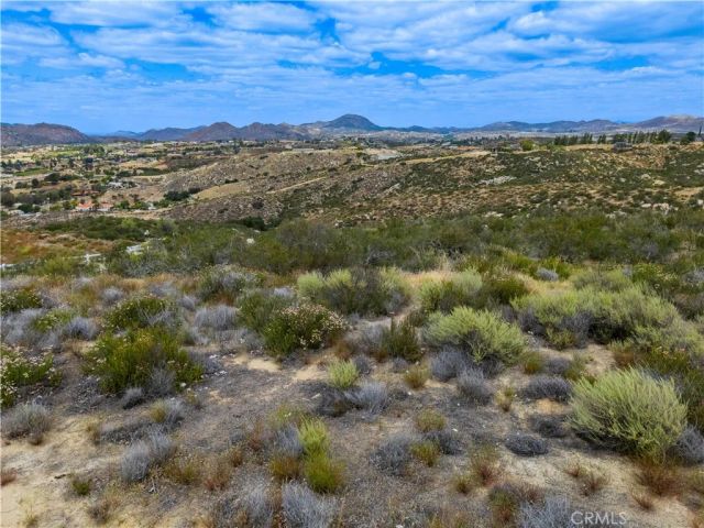 1 Gray Squirrel, Temecula, CA 92592