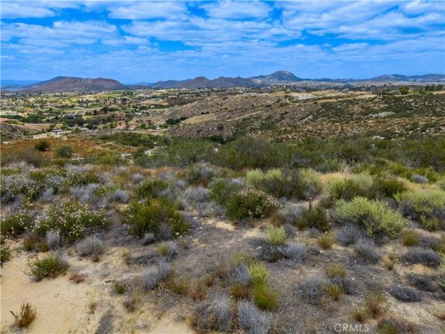 1 Gray Squirrel, Temecula, CA 92592