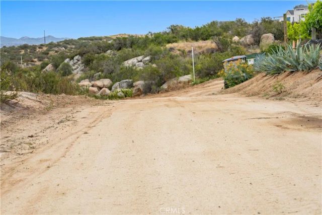1 Gray Squirrel, Temecula, CA 92592