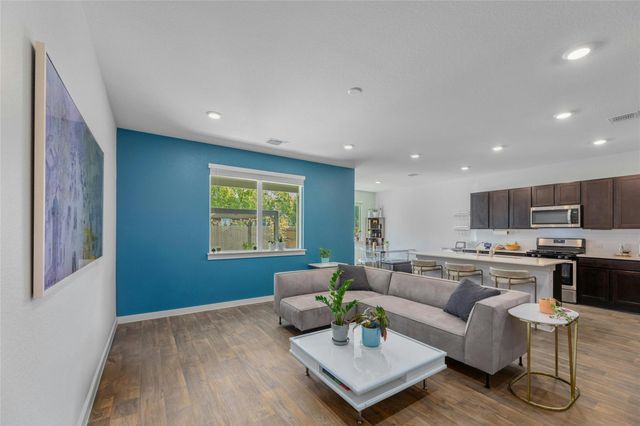 202 Big Sandy Creek DR, Hutto, TX 78634