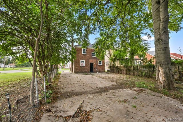16110 Patton Street, Detroit, MI 48219