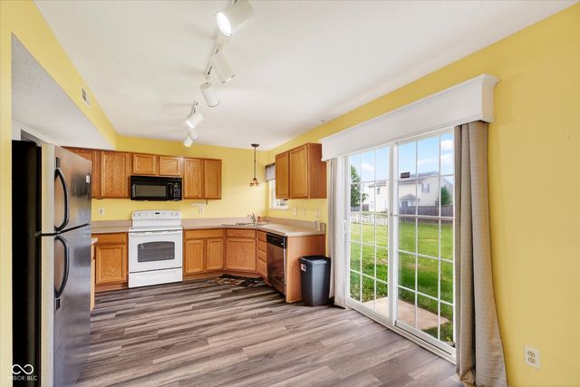 2428 Foxtail Drive, Plainfield, IN 46168