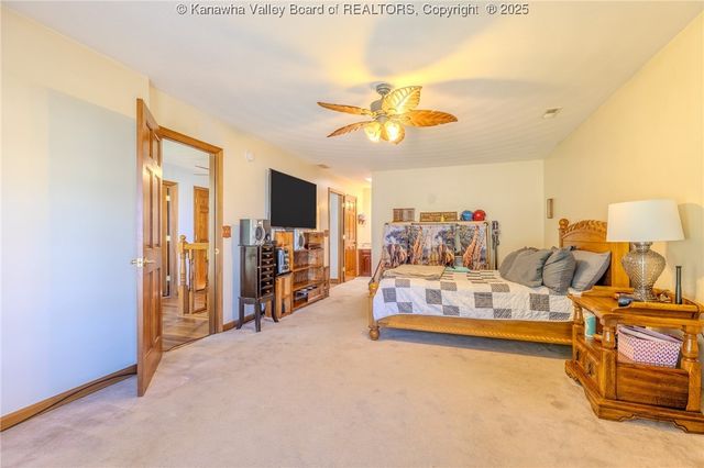 3 Charlo Acres Drive, Hurricane, WV 25526