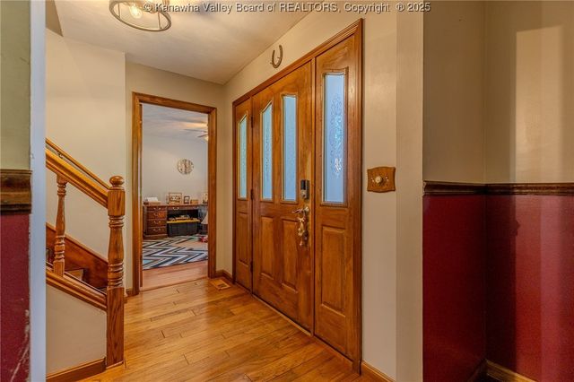 3 Charlo Acres Drive, Hurricane, WV 25526