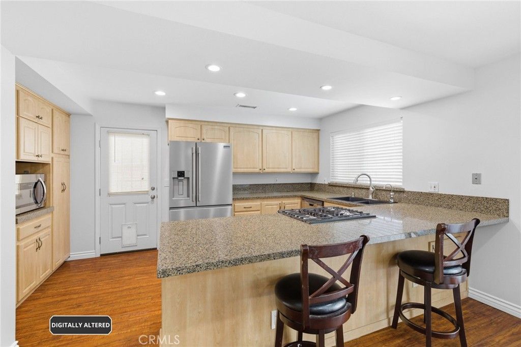 Image 11 of property listing at 1935 W Chanticleer, Anaheim, CA 92804