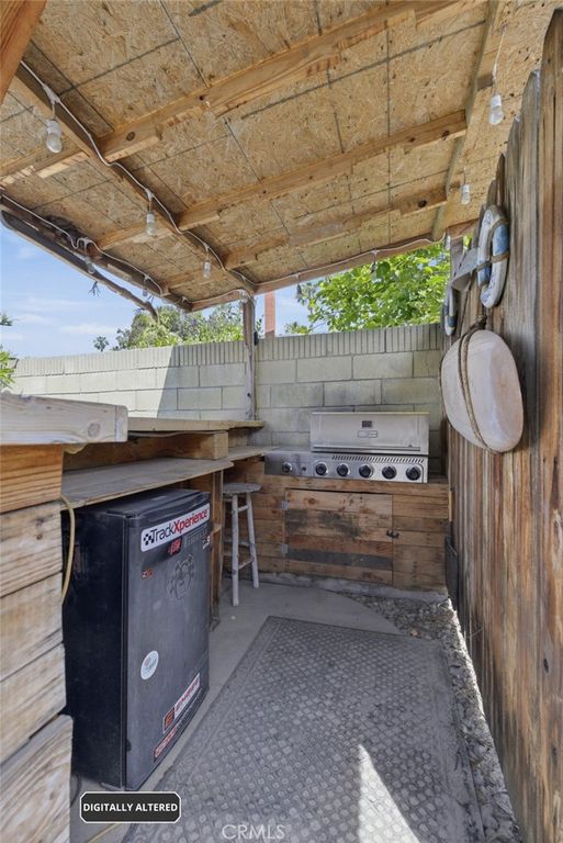 Image 28 of property listing at 1935 W Chanticleer, Anaheim, CA 92804