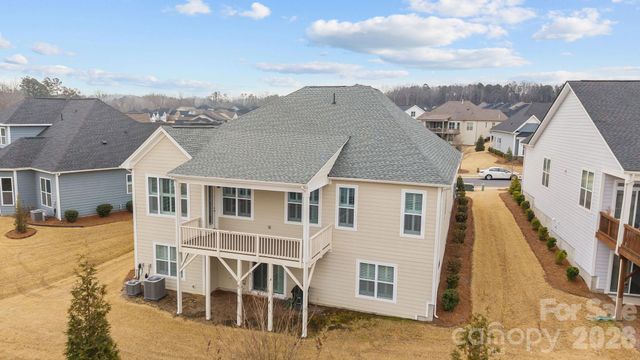 45528 Misty Bluff Drive, Charlotte, NC 28278