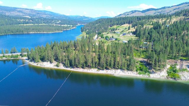 1654 Northport Flat Creek Rd, Kettle Falls, WA 99114