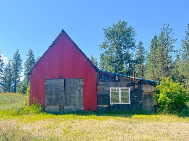 1654 Northport Flat Creek Rd, Kettle Falls, WA 99114