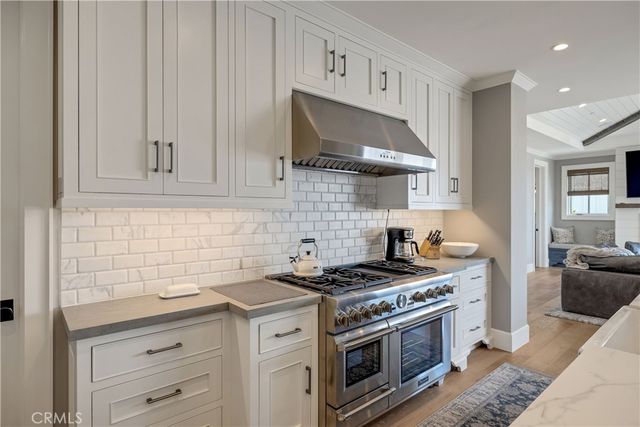 715 2nd, Hermosa Beach, CA 90254