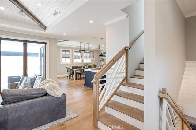 715 2nd, Hermosa Beach, CA 90254