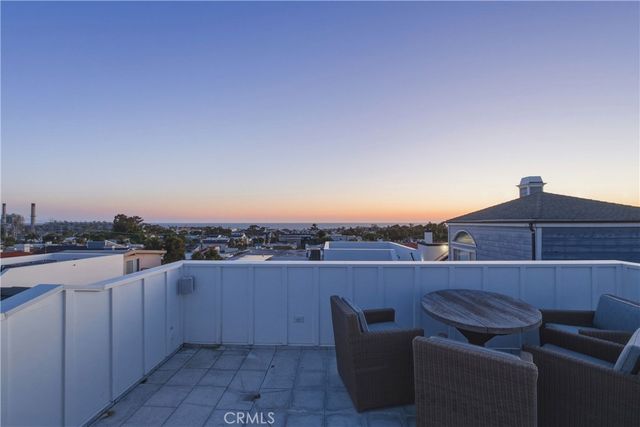 715 2nd, Hermosa Beach, CA 90254