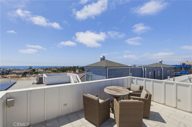 715 2nd, Hermosa Beach, CA 90254