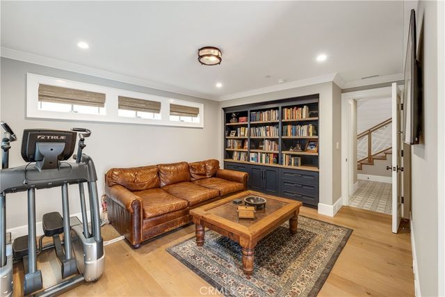 715 2nd, Hermosa Beach, CA 90254