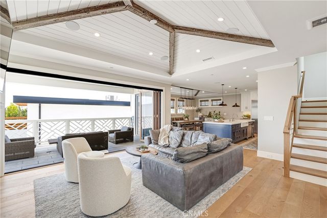 715 2nd, Hermosa Beach, CA 90254