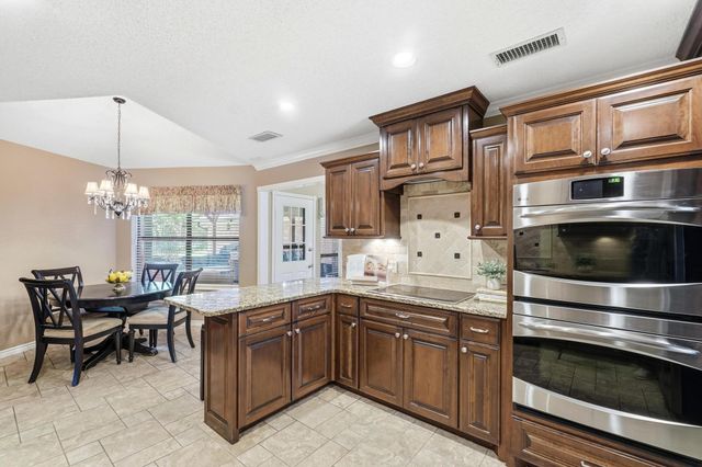 11 Hoylake Drive, Abilene, TX 79606