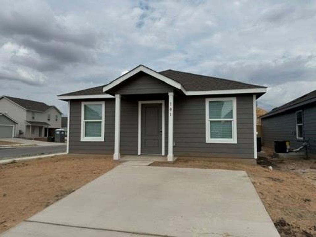101 Silent Sky LN, Hutto, TX 78634