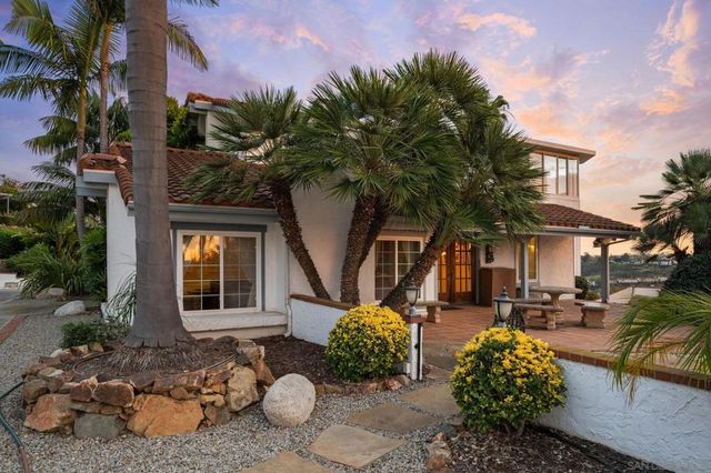 7340 Bolero St, Carlsbad, CA 92009