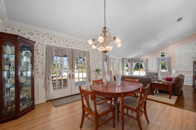 7340 Bolero St, Carlsbad, CA 92009