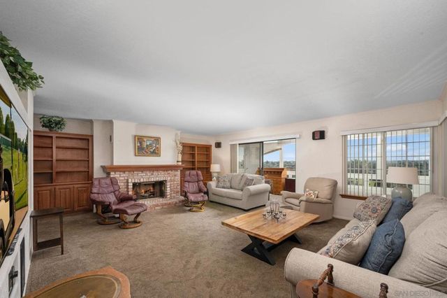 7340 Bolero St, Carlsbad, CA 92009