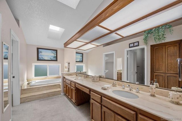 7340 Bolero St, Carlsbad, CA 92009