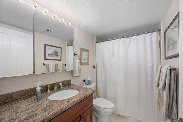 7340 Bolero St, Carlsbad, CA 92009