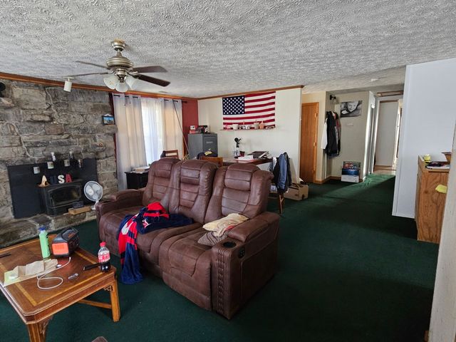 210 Twin Oaks Rd, Mcminnville, TN 37110