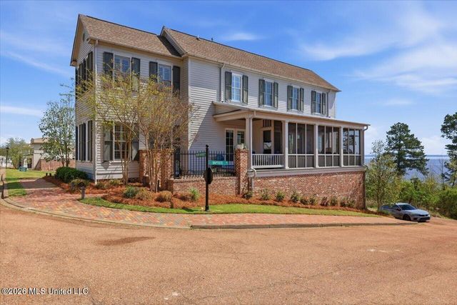 211 N Natchez Drive, Madison, MS 39110