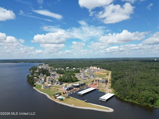 211 N Natchez Drive, Madison, MS 39110