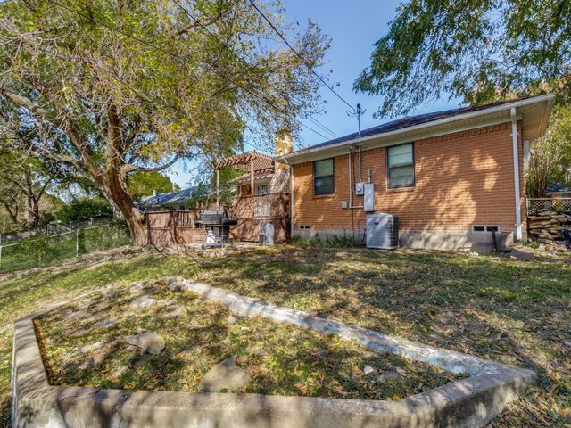 11707 Rogue Way, Dallas, TX 75218