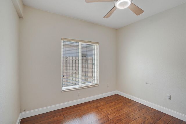 317 E Garden Cove Circle, Davie, FL 33325