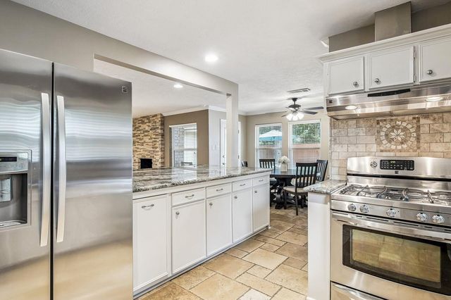 12518 Hazelwood Lane, Houston, TX 77077
