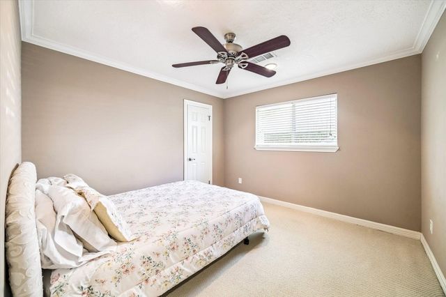 12518 Hazelwood Lane, Houston, TX 77077