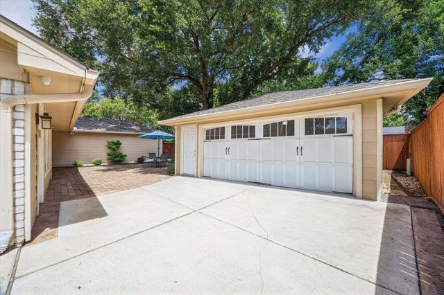 12518 Hazelwood Lane, Houston, TX 77077
