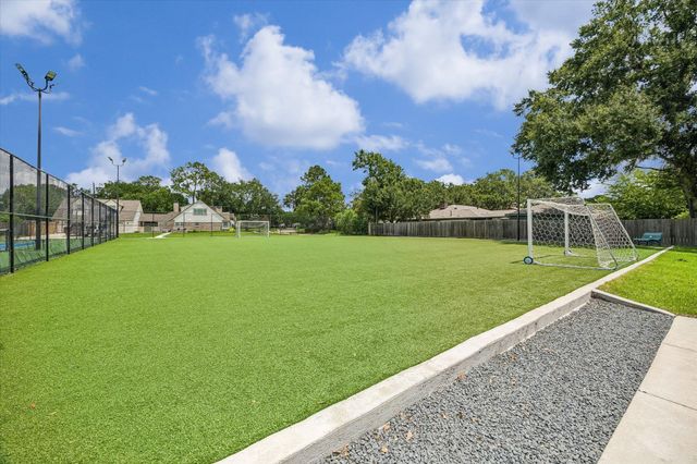 12518 Hazelwood Lane, Houston, TX 77077