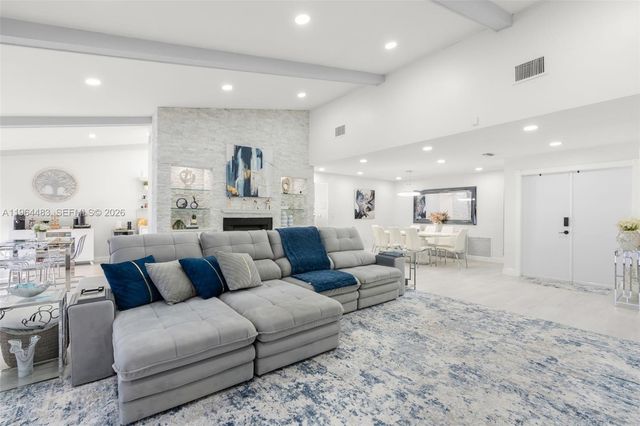 501 NW 78th Way, Plantation, FL 33324