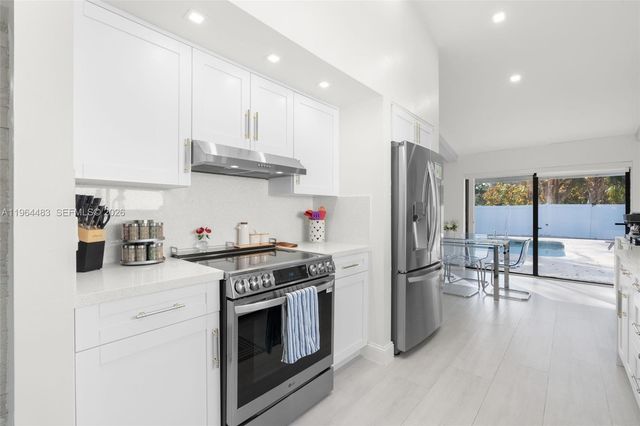 501 NW 78th Way, Plantation, FL 33324