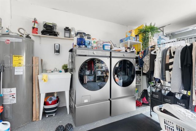 501 NW 78th Way, Plantation, FL 33324