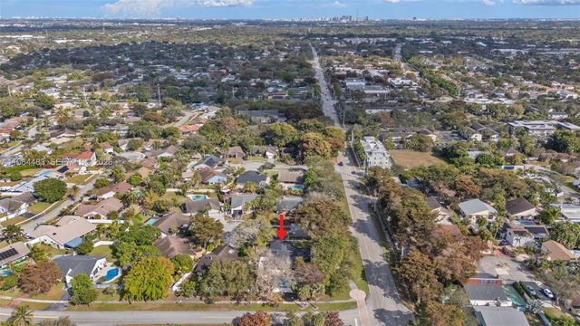 501 NW 78th Way, Plantation, FL 33324