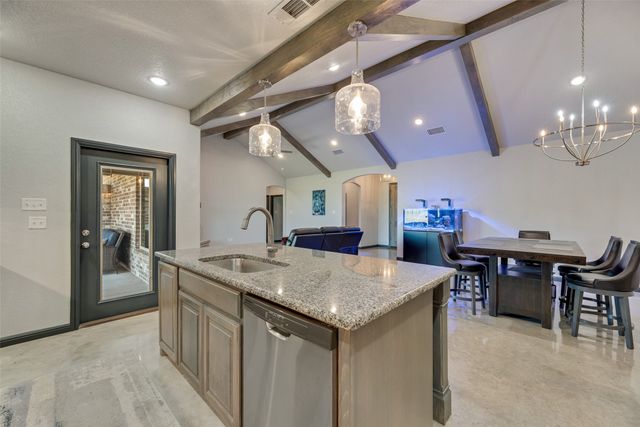 416 Christian Way, Azle, TX 76020