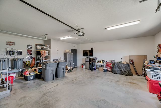 416 Christian Way, Azle, TX 76020